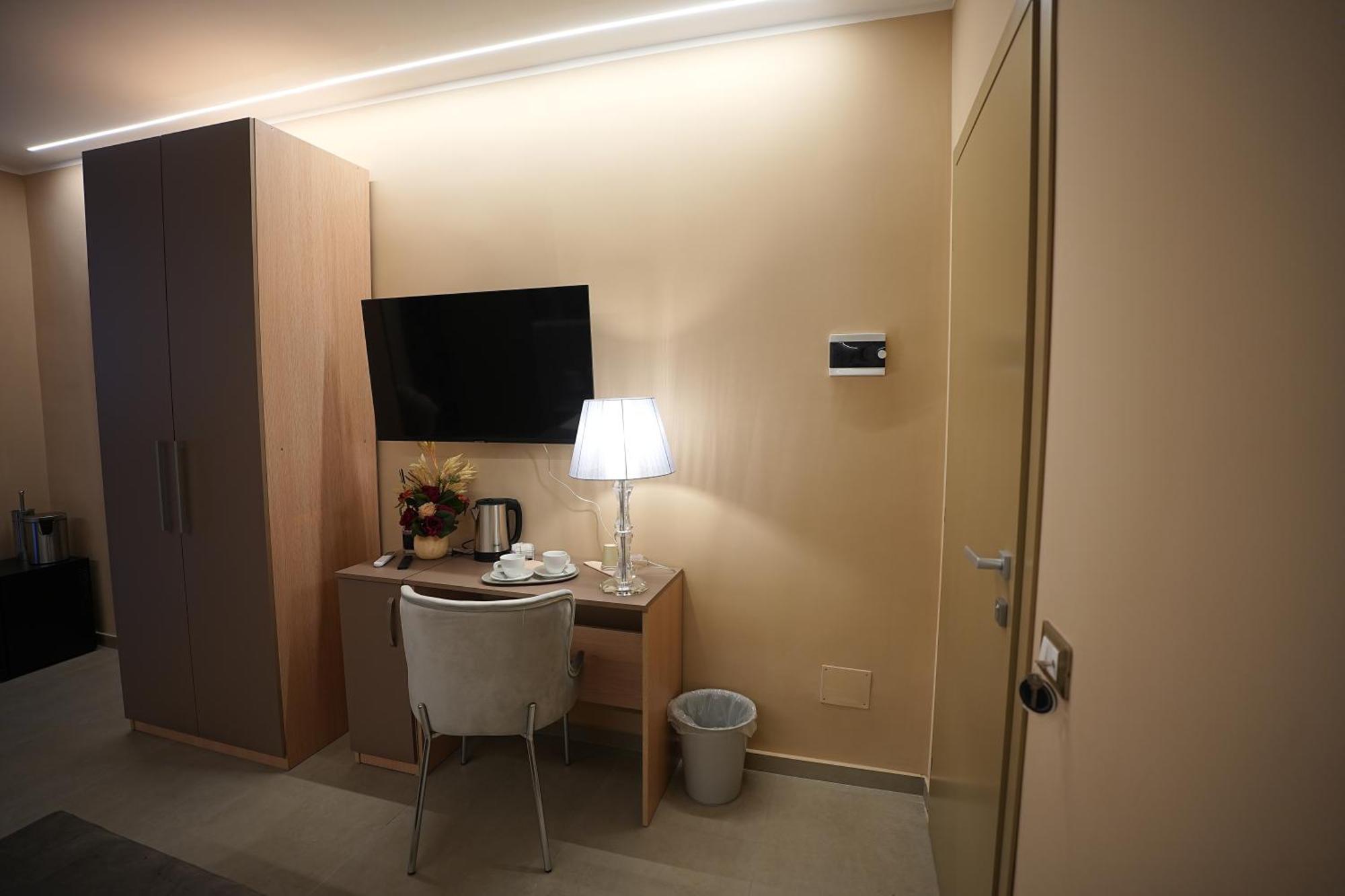B&B Suites&Rooms Piazza Dei Martiri Aeroporto di Catania Fontana Rossa Camera foto